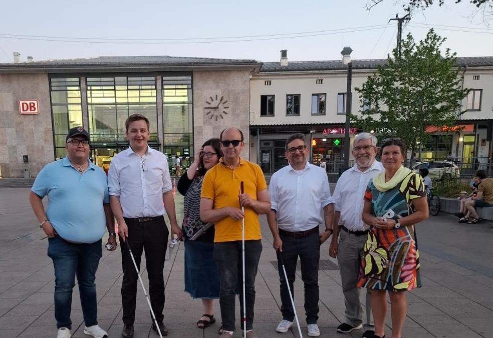 Belange von Blinden und Sehbehinderten in den Fokus stellen – Parteifreie/ÜWG besuchen Bayerischen Blinden-und Sehbehinderten Bund in Rosenheim
